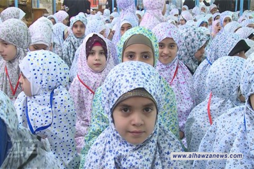 العتبة الحسينية المقدسة تحتفل بتتويج أكثر من ألف فتاة بلغن سن التكليف الشرعي